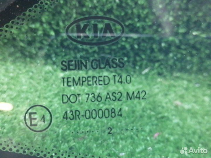 Стекло кузовное глухое переднее левое Kia Ceed 2