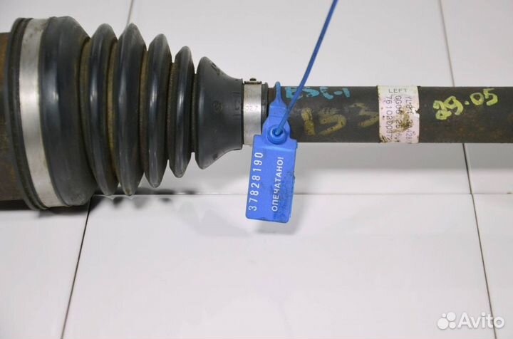Приводной вал передний левый Ford Escape 1
