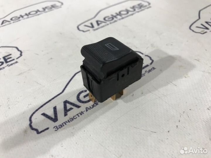 Кнопка стеклоподъемника Audi A4 B5 8D 2.4 AML 2000