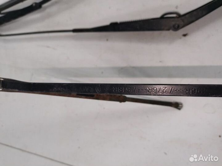 Дворник лобового стекла передний правый Renault