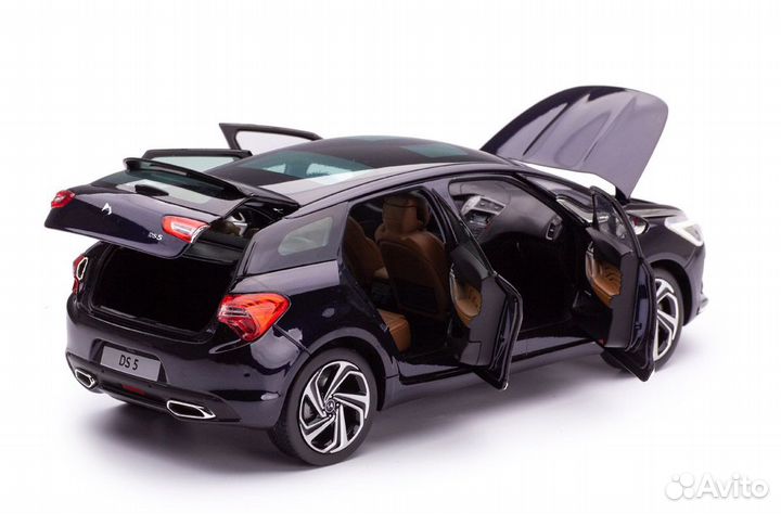 Ситроен Citroen Citroen DS5 2015 Norev 1:18