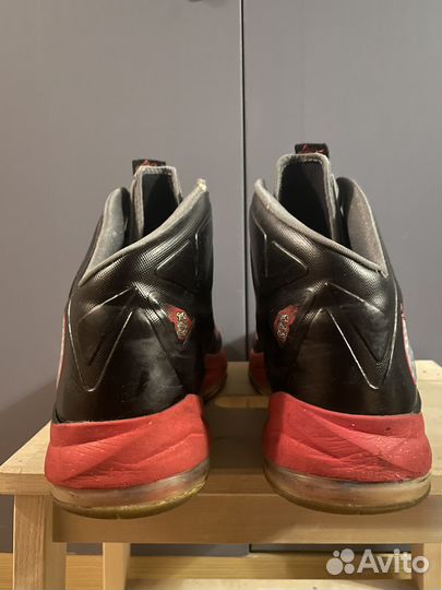 Кроссовки баскетбольные LeBron 10 Pressure