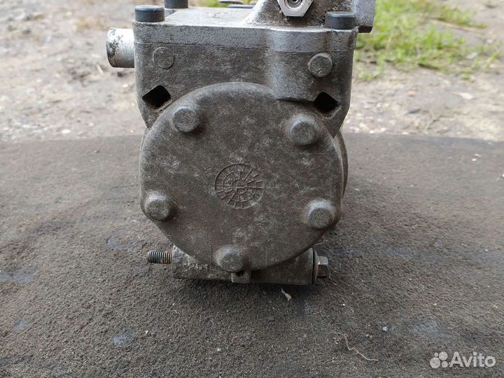 Компрессор кондиционера hyundai accent 2004 года