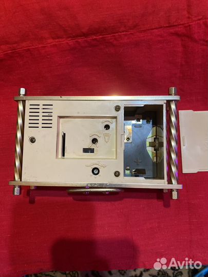 Настольные часы Слава