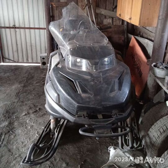 Stels V800