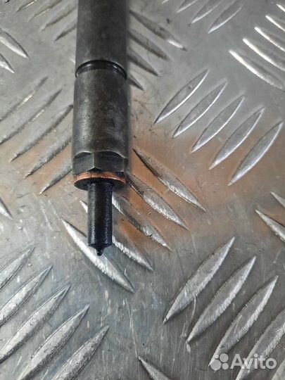 Форсунка Citroen C4 1 1.6 9H01 2008