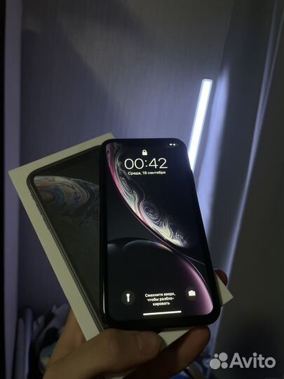 iPhone Xr, 64 ГБ