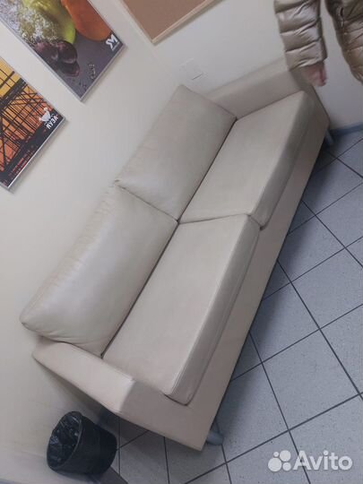 Химчистка диванов на дому