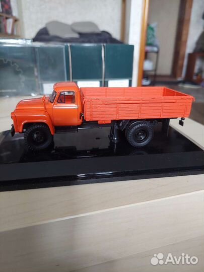 Масштабные модели 1/43 DIP