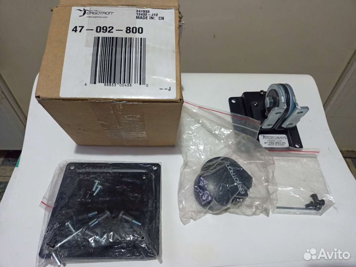 Настенный кронштейн для монитора Ergotron