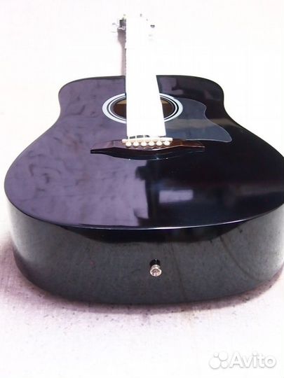 Гитара акустическая