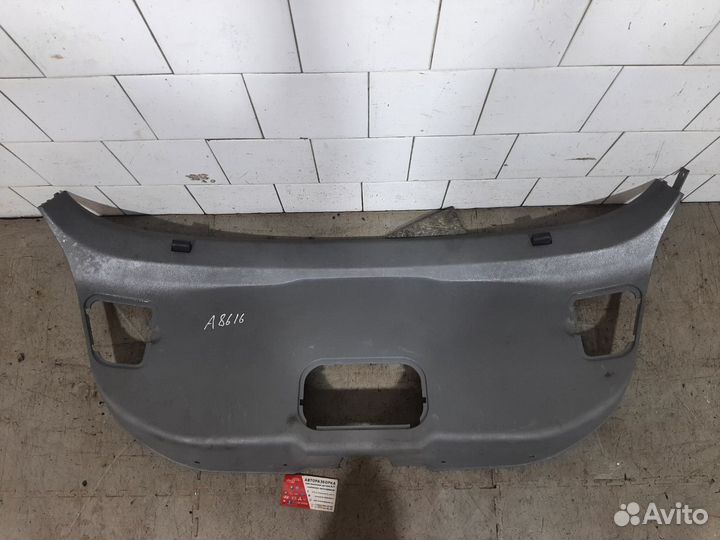 Обшивка двери багажника Chevrolet Lacetti хэтчбек