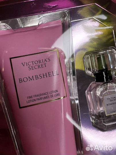 Парфюмированный набор Victoria Secret Bombshell