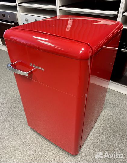 Ретро холодильник