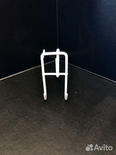 Крючки белые оптом