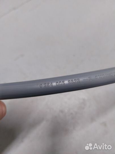 Трос ручного тормоза Renault Sandero 2 оригинал