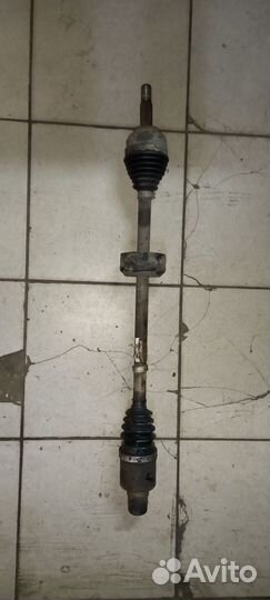 Привод передний правый Renault Logan 1