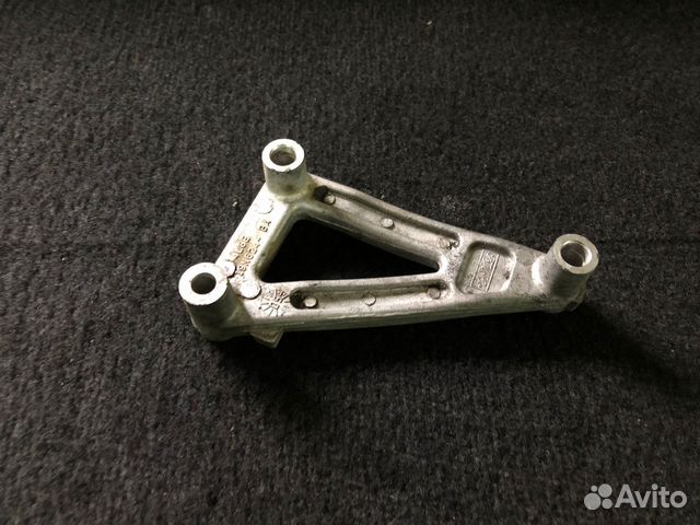 Ford Maverick маверик Кронштейн Кондиционера