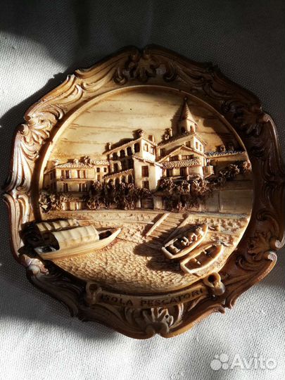 Декоративная тарелка настенная