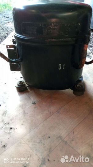 Компрессор для морозильной камеры