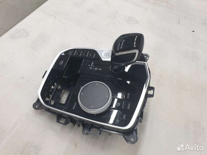 Консоль управления АКПП на BMW G05 G06 G07