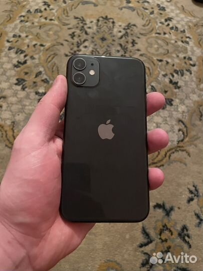 iPhone 11, 64 ГБ