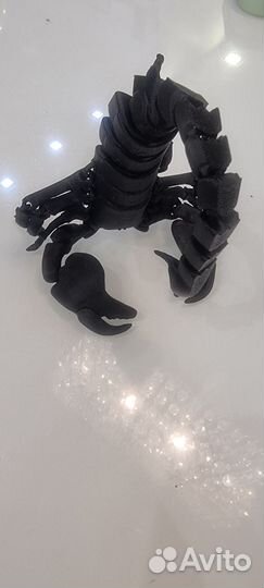 Скорпион подвижная фигурка