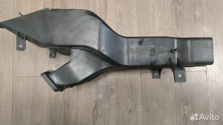 Воздуховод Audi A8 D3 6.0 BHT 2008