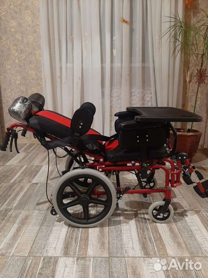 Инвалидная коляска новая Армед но32с-2