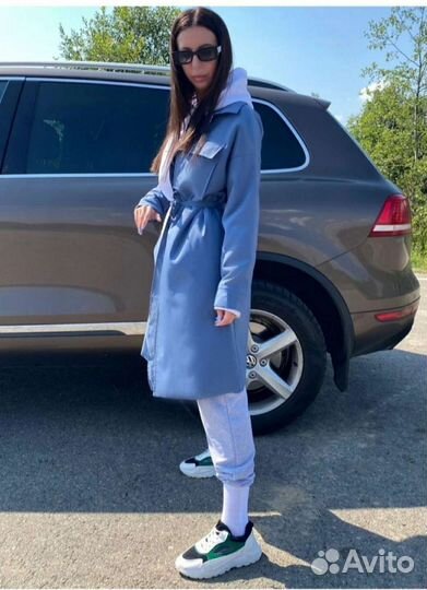 Плащ пальто