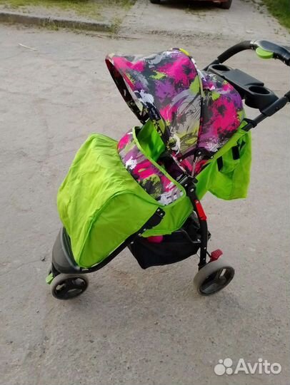 Прогулочная коляска babyton