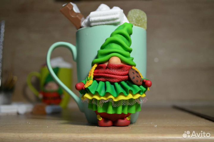 Кружка с декором скандинавский гном