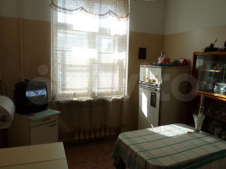 2-к. квартира, 64,2 м², 3/5 эт.