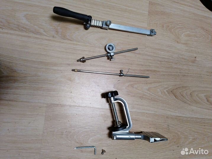 Точилка для ножей с поворотным механизмом