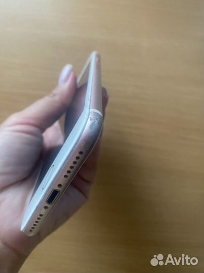 iPhone 7, 32 ГБ