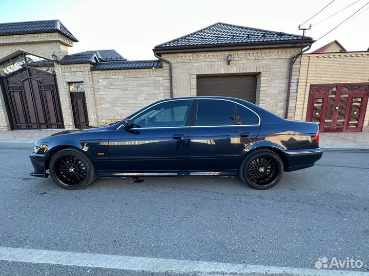 BMW 5 серия 2.5 AT, 2001, битый, 75 000 км