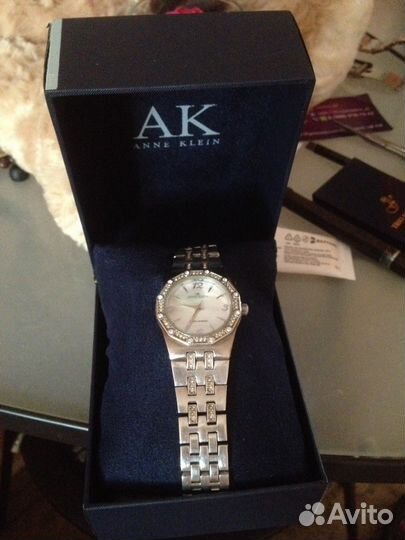 Часы. anne klein