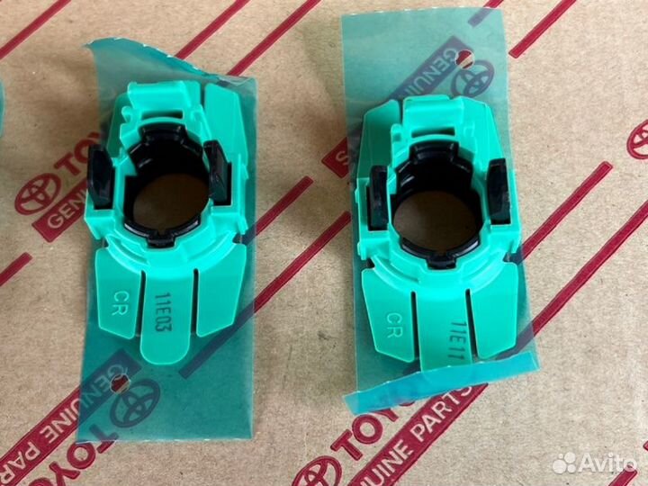 Кронштейн датчика парковки Toyota Rav4 2018-2023