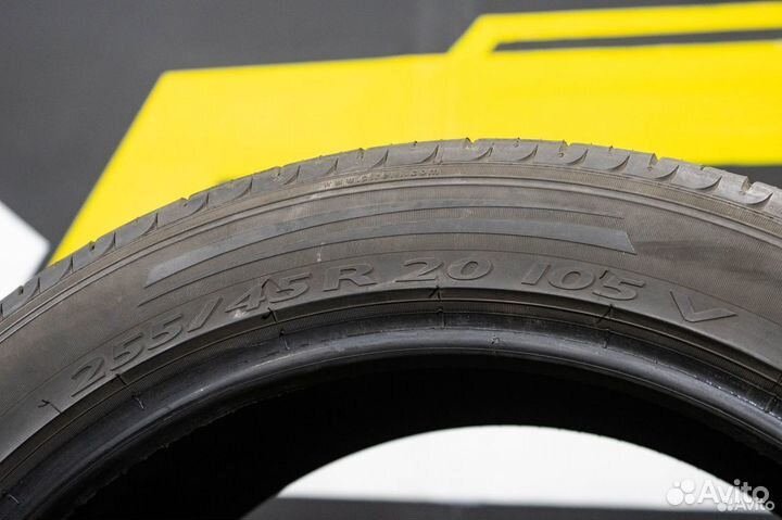 Pirelli P Zero Asimmetrico 255/45 R20 105V