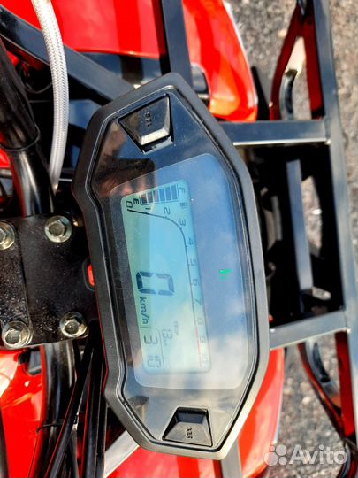 Новый квадроцикл 125 R8 red
