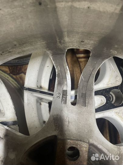 Продаю литые диски yokatta