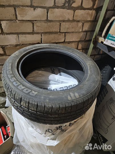 Roadstone N'Fera RU5 235/55 R18