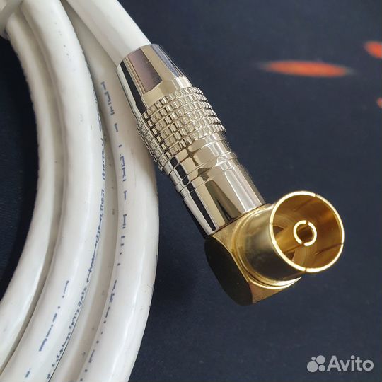 Антенный кабель Premium 100 dB m/f 2 метра