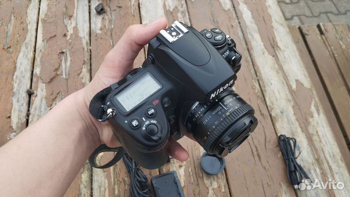 Зеркальный фотоаппарат Nikon d700