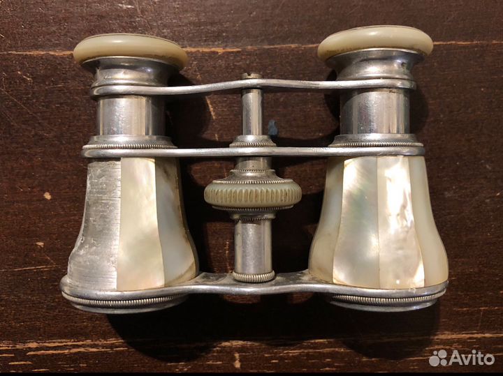 Перламутровый театральный бинокль E. Krauss