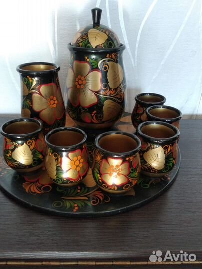 Набор посуды хохлома