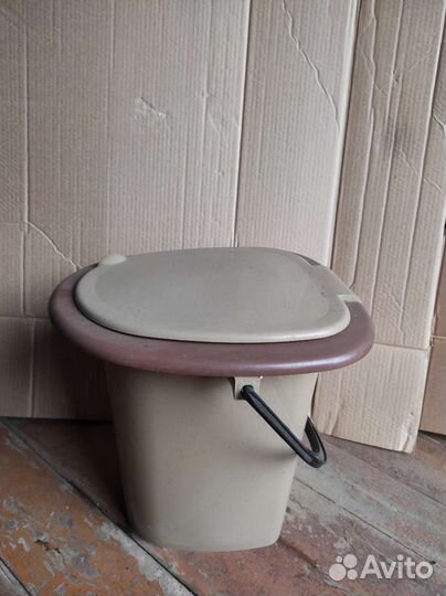 Туалетное ведро