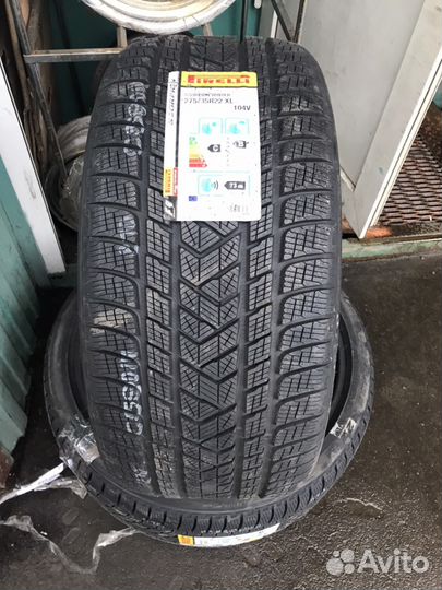 Pirelli Scorpion Winter 275/35 R22 315/30 R22