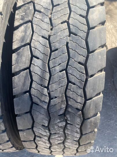 Шины ведущие Hankook 215/75р17.5 б/у