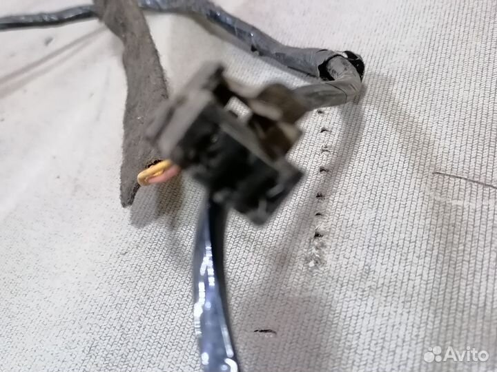 Проводка правой передней двери Renault Logan 2005